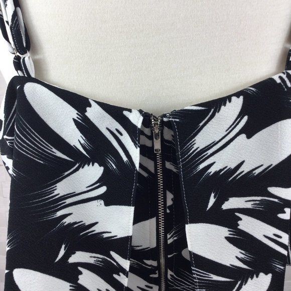 L'ATISTE by Amy Black/White Crop Top Size large - Picture 4 of 6